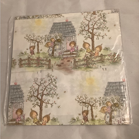 Vintage Hallmark Signed Betsey Clark Wrapping Paper New Old Stock 2 Sheets - Picture 4 of 4